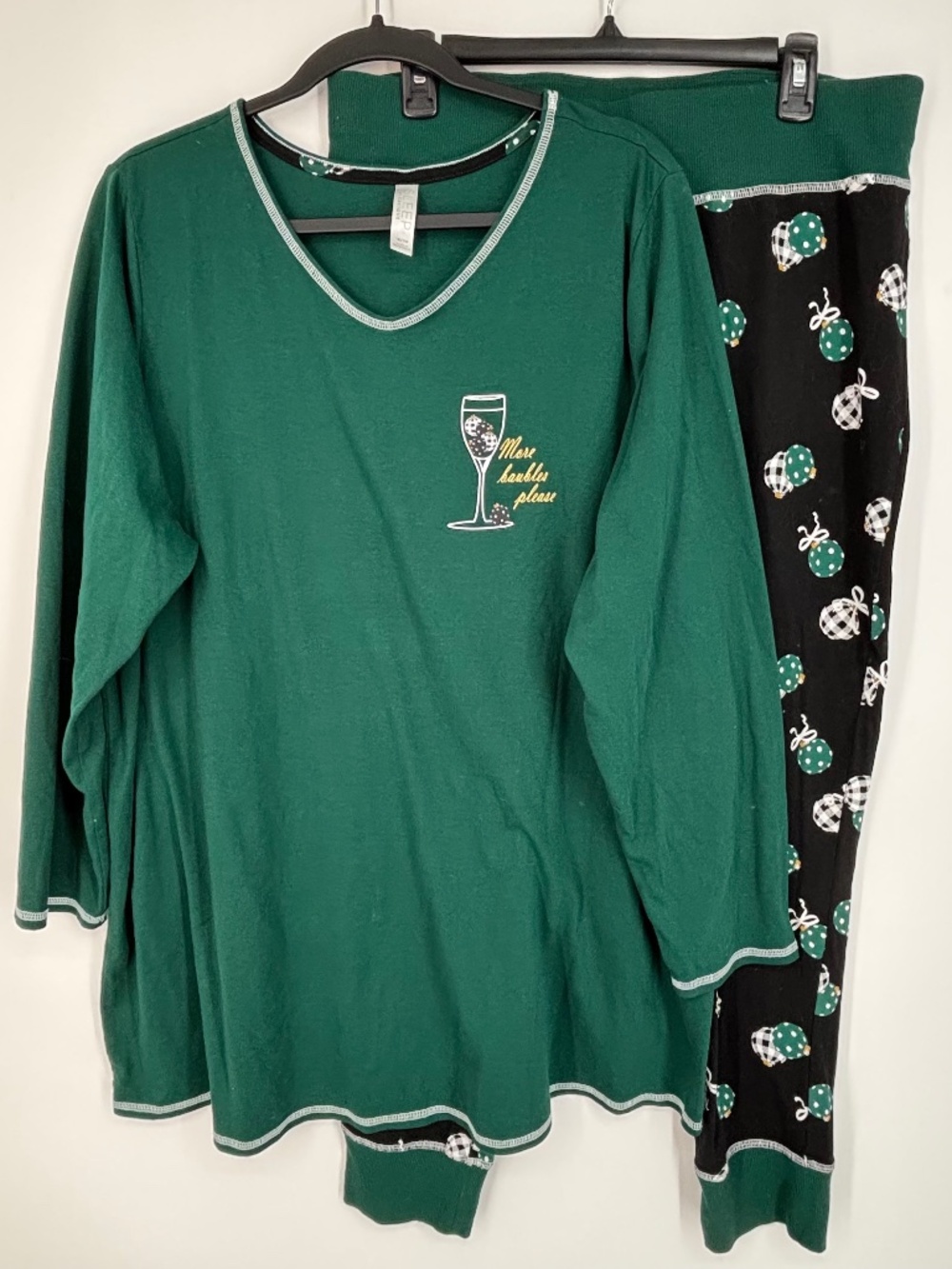 Sleep by Cacique Womens Sz 18 20 Two Piece Pajamas Green Black Christmas Baubles